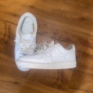 White uptown Air Force 1’s